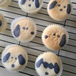 snoopy chiffon cupcakes